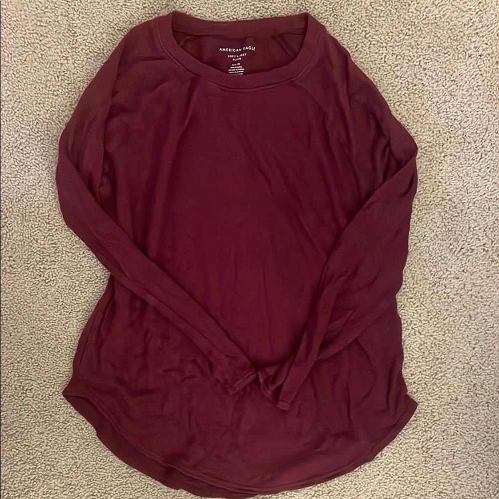 American Eagle Outfitters Red Long Sleeve Relaxed Tee